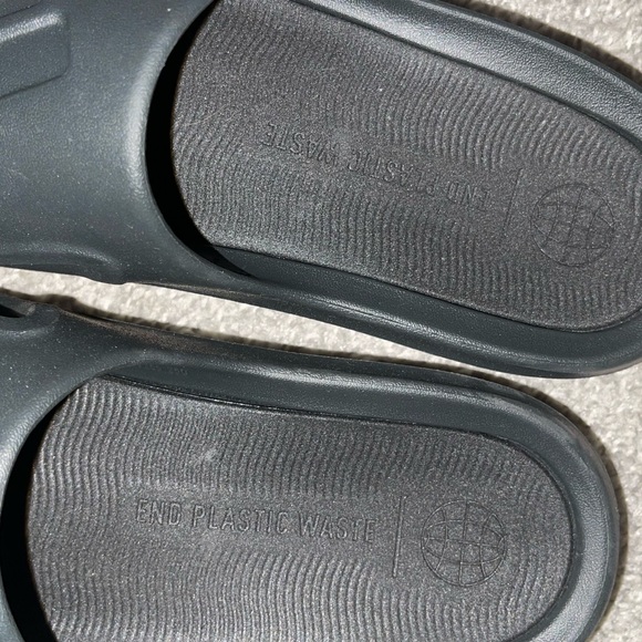 SOLD❗️Adidas adicane slides - Picture 5 of 5